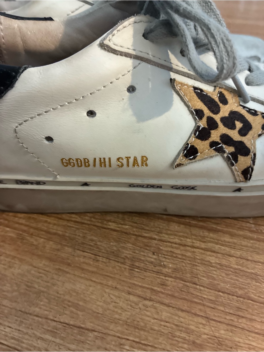 Golden Goose Deluxe Brand White Leopard Star Sneakers Women’s Size 8 Distressed - Picture 6 of 8